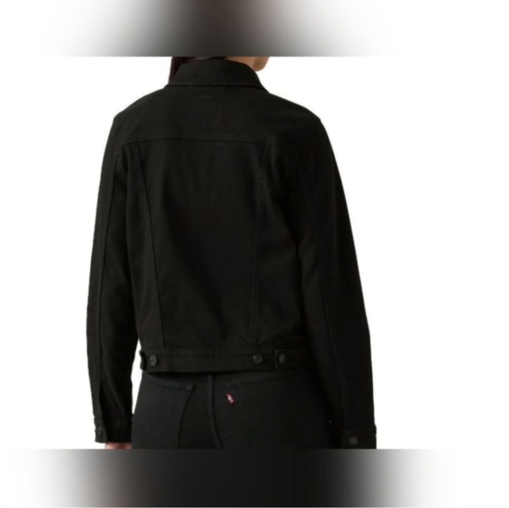 Women's Levi's Trucker Jacket - Picture 2 of 9